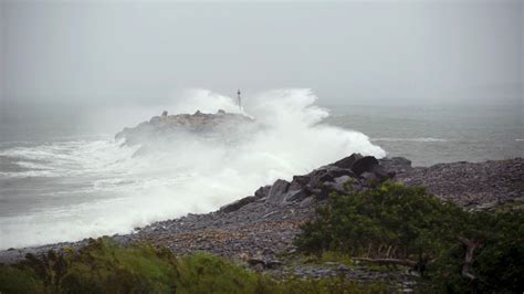Post-tropical cyclone Lee makes landfall in Nova Scotia, spares Massachusetts